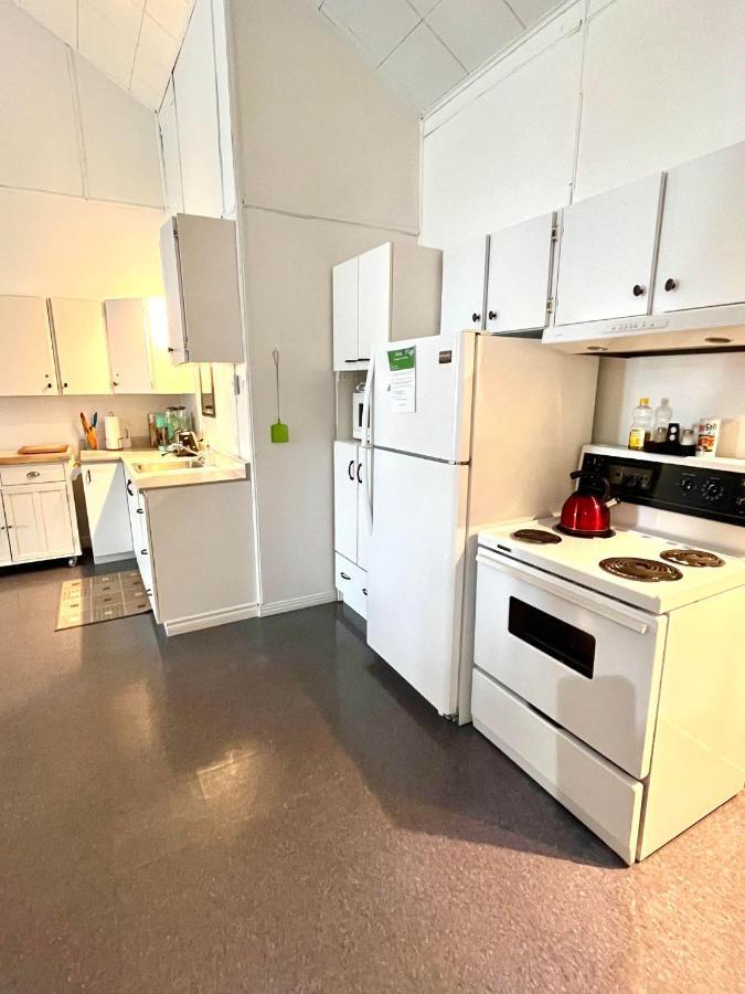 Les Appartements Du Vieil Edifice Metabetchouan Kültér fotó